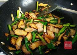 五花肉香干炒青蒜的做法图解7
