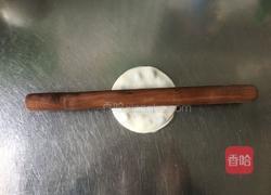 饺子皮葱油饼的做法图解7