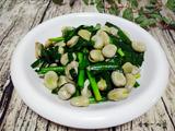韭菜炒蚕豆