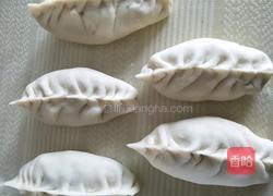 烫面锅贴饺的做法图解4