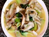 蘑菇炒青菜