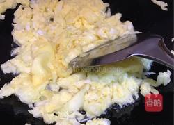 什锦炒饭的做法图解4