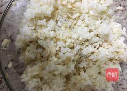 菇菇黄金蛋炒饭的做法图解5