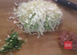 包菜肉丝炒面的做法图解3