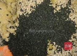 芝麻酥的做法图解1