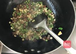 菠萝炒饭的做法图解2