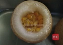 冰糖雪梨的做法图解1