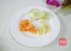 玉米粒炒茄子的做法图解3