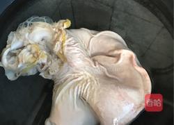 养身萝卜当归黄芪猪肚汤～的做法图解2