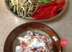 鱼腥草炒肉丝的做法图解3
