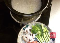 煲仔饭的做法图解1