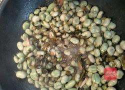 豌豆炒酸菜的做法图解4