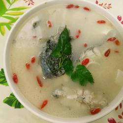 石斑鱼豆腐汤的做法[图]