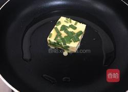 韭菜煎豆腐的做法图解8