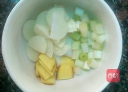 莲藕豌豆爆肉丁的做法图解7
