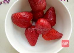 手工草莓汤圆的做法图解1