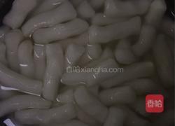 韩式年糕火锅的做法图解1