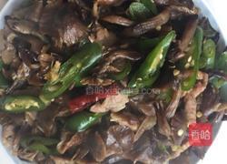 榛蘑尖椒肉丝的做法图解9