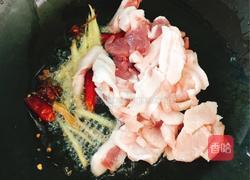 芹菜炒肉的做法图解6