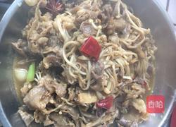 爆香金针肥牛的做法图解6