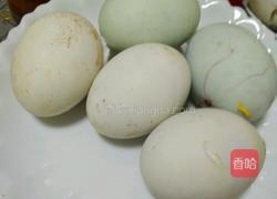 信阳咸鸭蛋的做法图解2