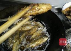 新手炸小鱼的做法图解4