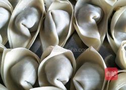 牛肉芹菜香菇抄手的做法图解4