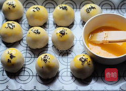 蛋黄酥的做法图解16