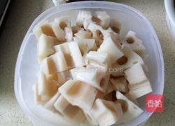 牛腩煮莲藕的做法图解3