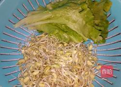 生菜拌豆芽的做法图解1