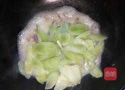 莴笋肉片汤的做法图解5