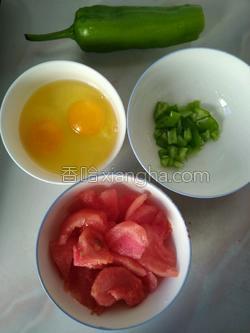 番茄炒鸡蛋盖饭怎么制作 MjUwX2MxXzA