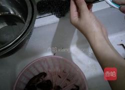 鲜香麻辣小龙虾哟的做法图解1