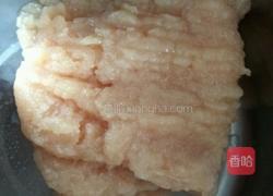 鸡肉香菇洋葱饺子馅的做法图解1