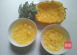 菠萝炒饭的做法图解1