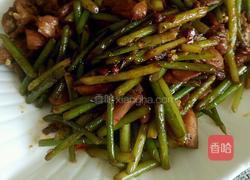 蒜台炒鸡块的做法图解8