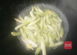 西芹炒牛肉的做法图解4