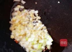 虾酱荷兰豆炒鲜鱿的做法图解7