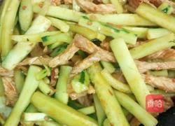 小炒黄瓜条的做法图解6