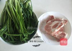 猪肉韭菜馅儿的做法图解1