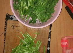清炒茼蒿的做法图解1