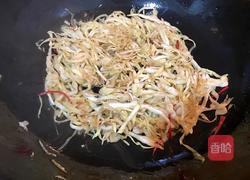 蚝油包菜丝的做法图解5