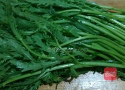 凉拌茼蒿的做法图解1