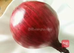 洋葱炒鸡蛋的做法图解1