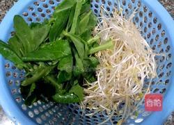 绿豆芽炒白菜苔的做法图解1