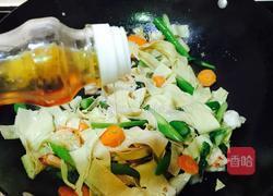 蒜香虾仁芦笋豆腐皮的做法图解13