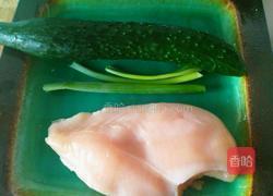 鸡丝凉面的做法图解1