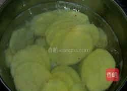 韭菜煮洋芋片的做法图解2