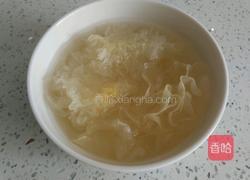 龟苓膏银耳糖水的做法图解3