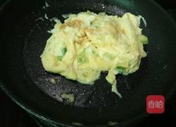 老屋私房菜鸡蛋炒大葱的做法图解4